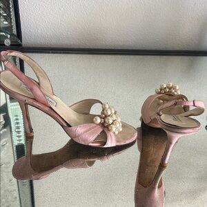 Oscar de la Renta Pink Slingback Heels with Pearl Embellishments
